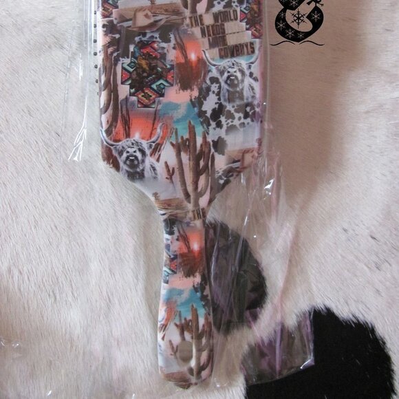 WESTERN STYLE HAIR BRUSHES - Picture 6 of 9